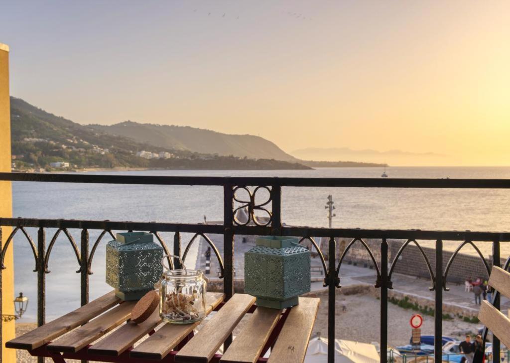 Ferienwohnung Devalu Casa Del Mare Cefalù Exterior foto